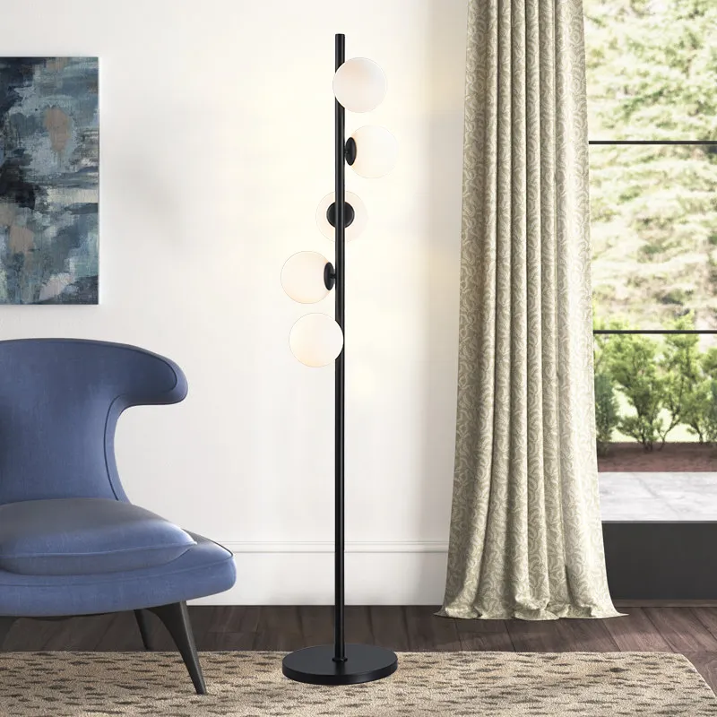 Modern golvlampa